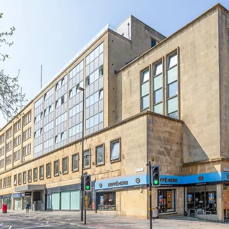 Spacious And Modern - City Centre * Bristol